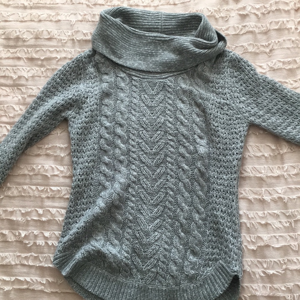 Light grey turtleneck sweater